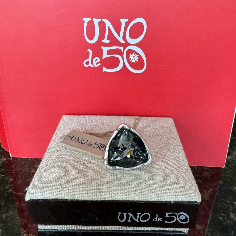 Uno de 50 Star Tremendo Ring